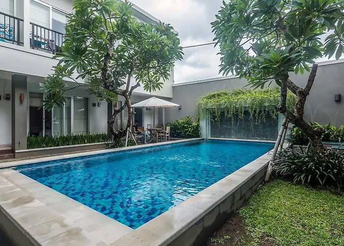 Zen Rooms Seminyak Mertanadi