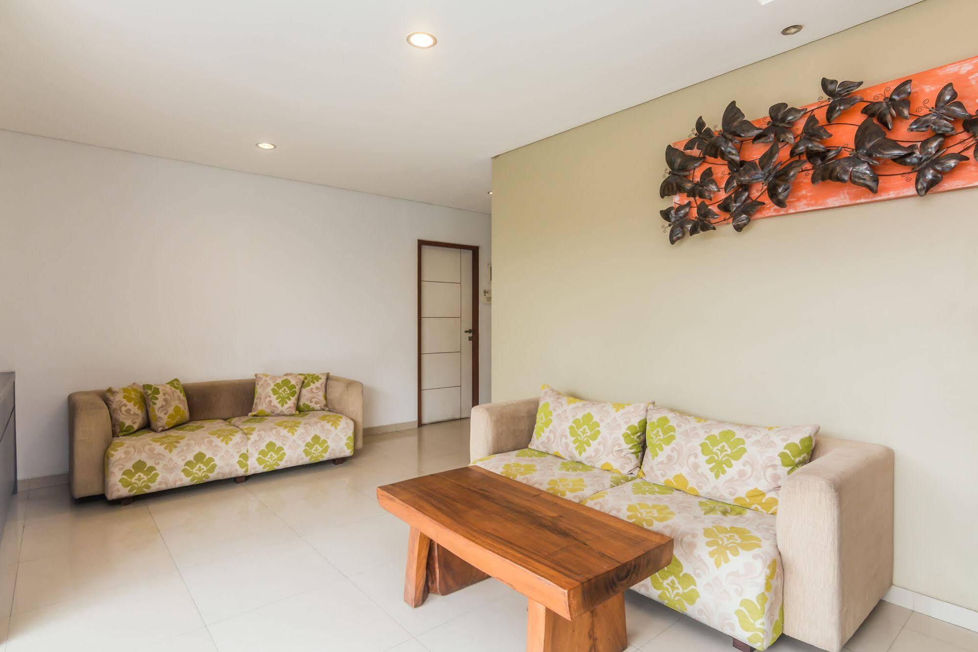 Zen Mertanadi Tempat Tidur & Sarapan Seminyak (Bali)